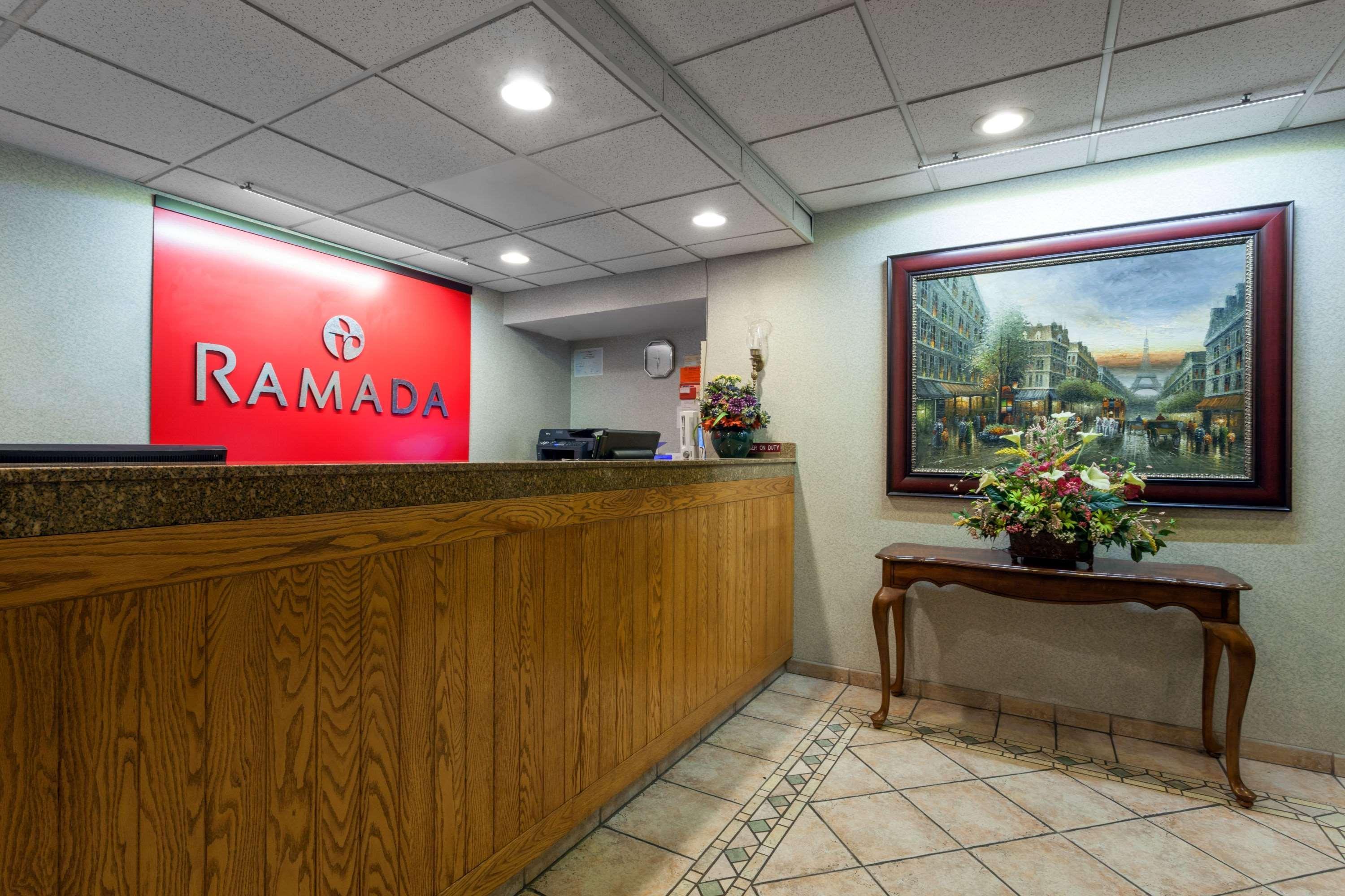 Ramada Limited Airport Tukwila Otel Dış mekan fotoğraf