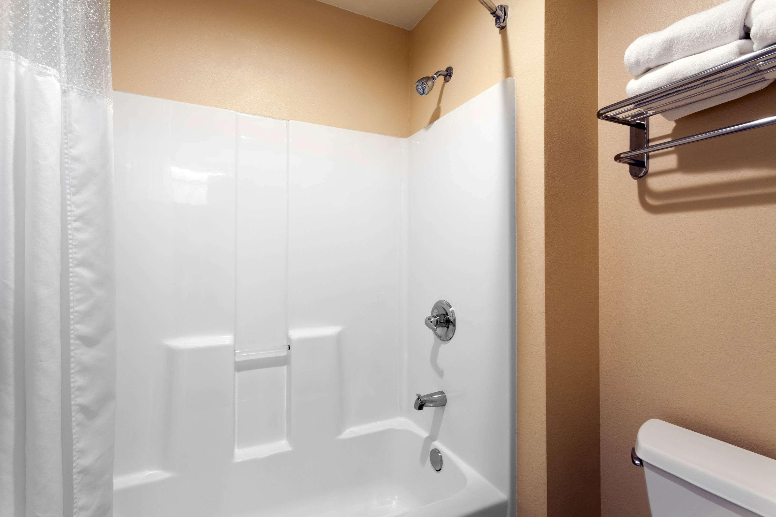 Ramada Limited Airport Tukwila Otel Dış mekan fotoğraf